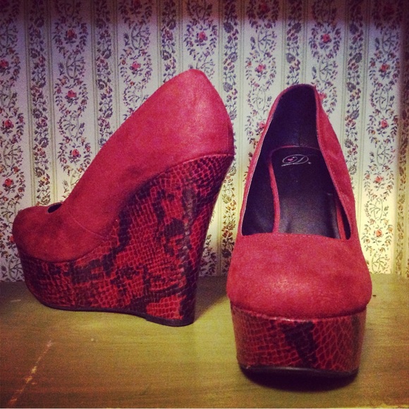 Red Wedge Heels - Picture 1 of 1